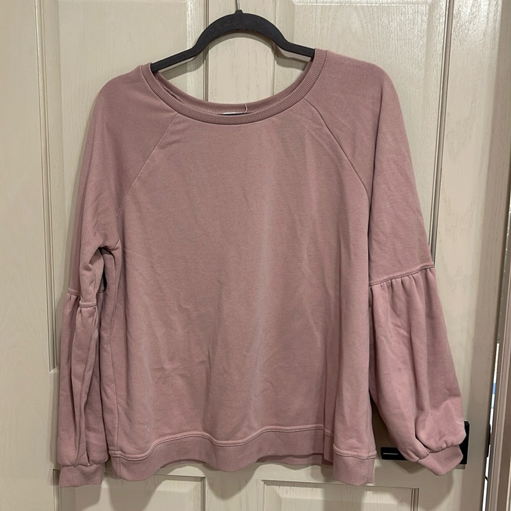 Sweatshirt